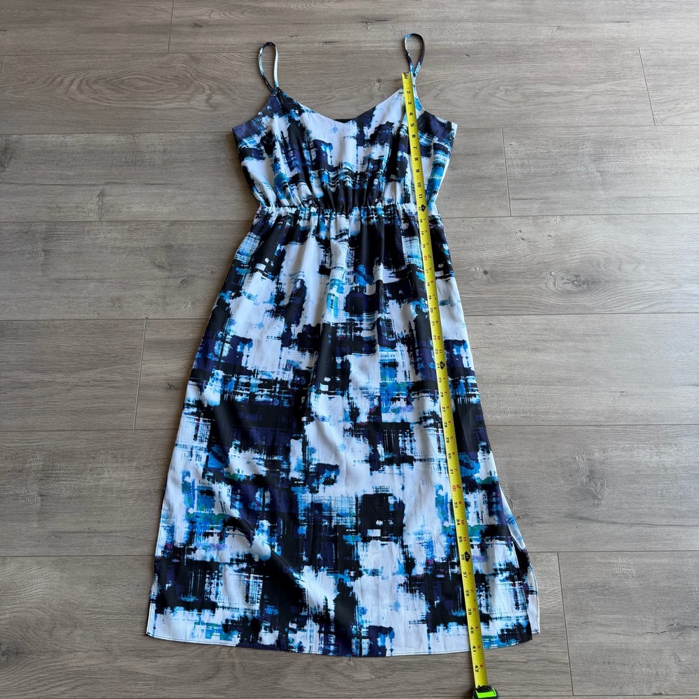Vince Camuto Blue Black White Abstract Print Midi Dress - Picture 6 of 9